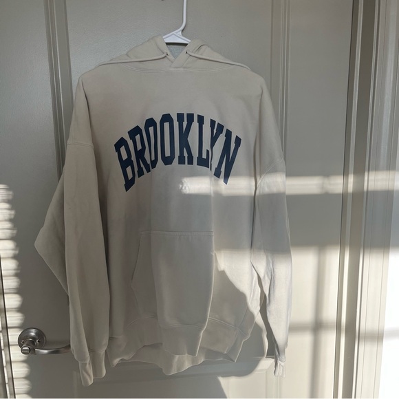 Brandy Melville Sweaters - Brandy Melville Brooklyn Logo Oversized Hoodie
